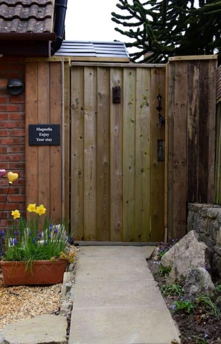 Villa Magnolia Passageway To The Jurassic Coast. Stoborough Exterior foto